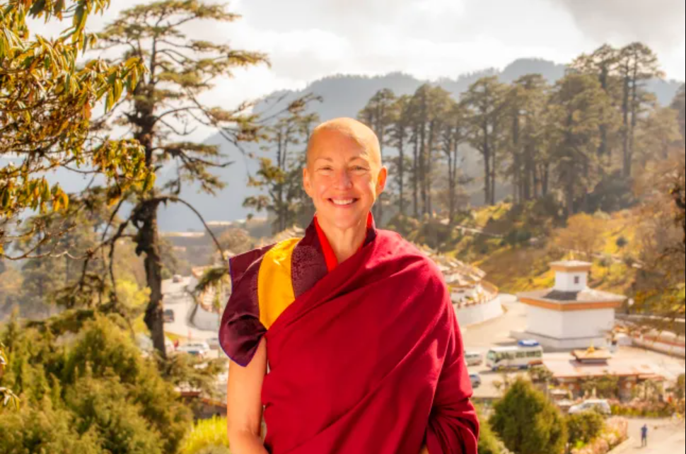 Банкирша из Лондона бросила карьеру и стала буддистской монахиней: она открыла секрет настоящего счастья